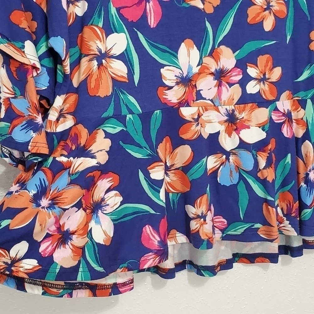 SALE 4/$30 Chris & Carol Blue Floral Peplum Blouse - Picture 5 of 8